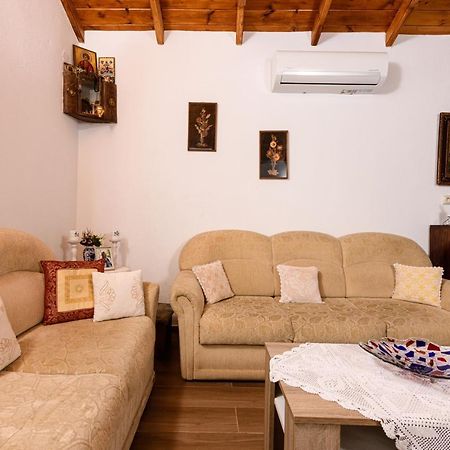 Villa Suzana Mikros Prinos Esterno foto